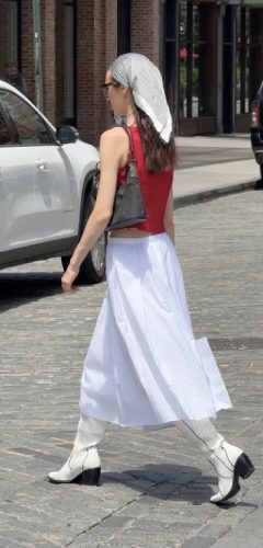 white linen skirt