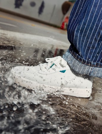 Vessi Weekend Sneaker